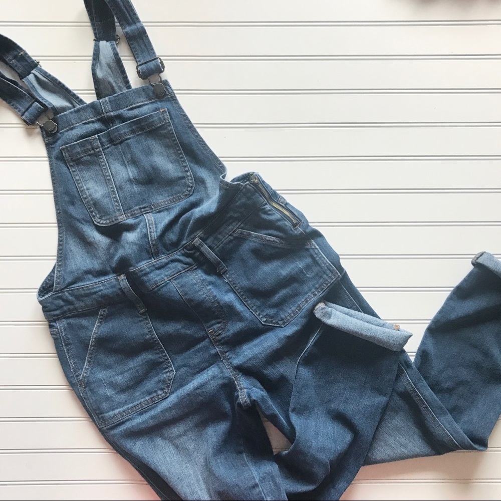 Gap overalls! Comfy + stretchy!